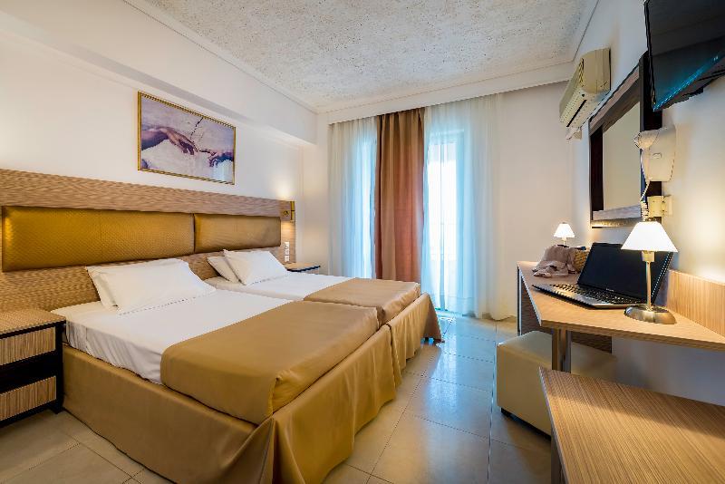 Niriides Beach Hotel Psalidi  Exterior photo